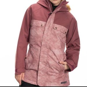 686 Women's Insulated Snowboarding Jacket (size: medium)